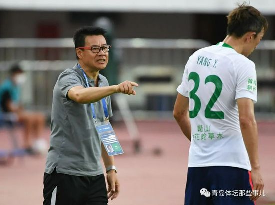 本赛季状态火热的斯图加特前锋吉拉西转会传闻颇多，德国媒体《图片报》消息表示球员可能冬窗就会离队，而他本人想要去英超。
